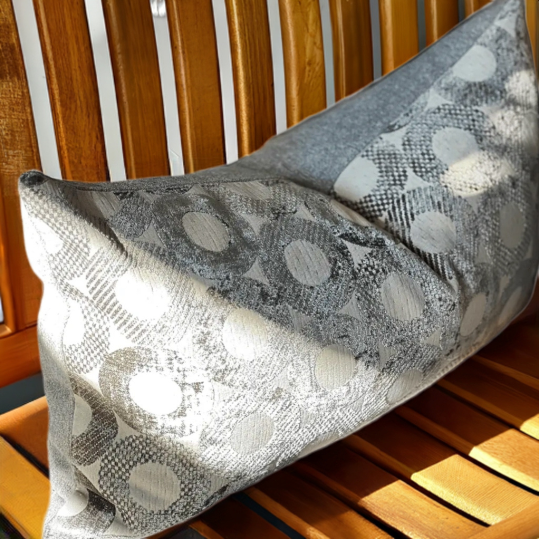 Galena lumbar pillow cover