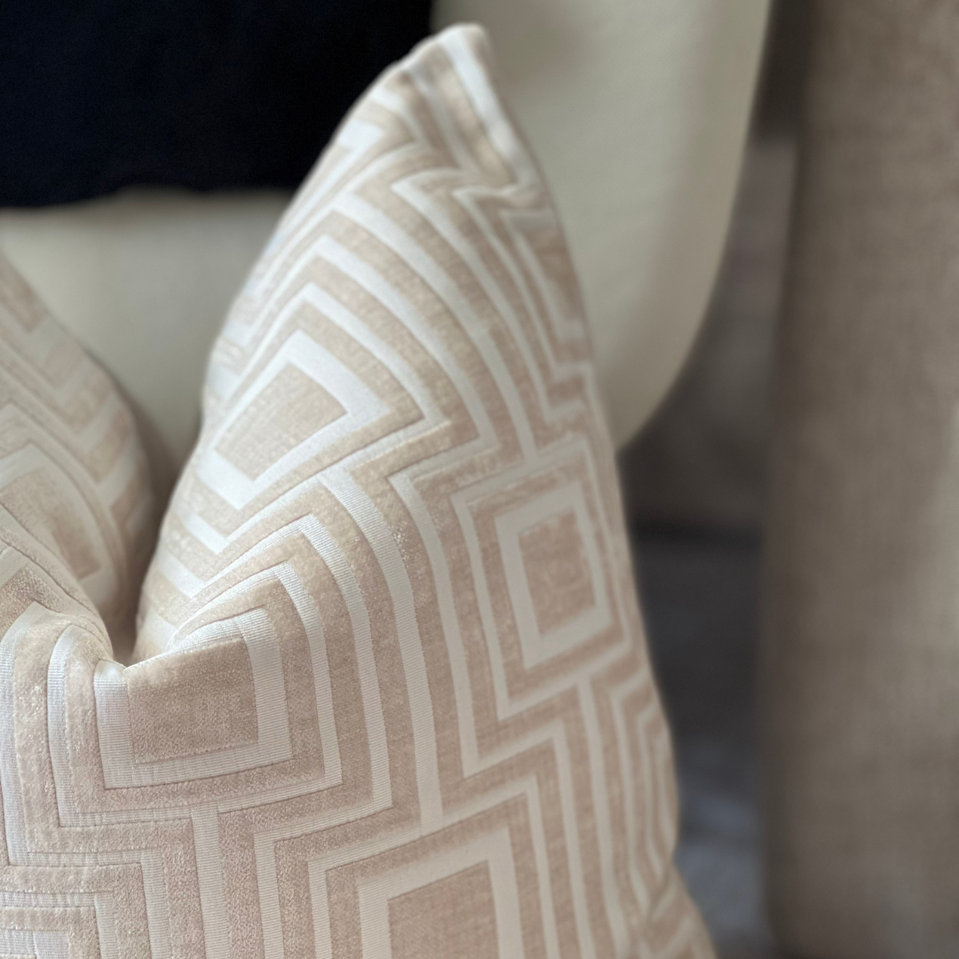 Akoya Maze lumbar pillow cover