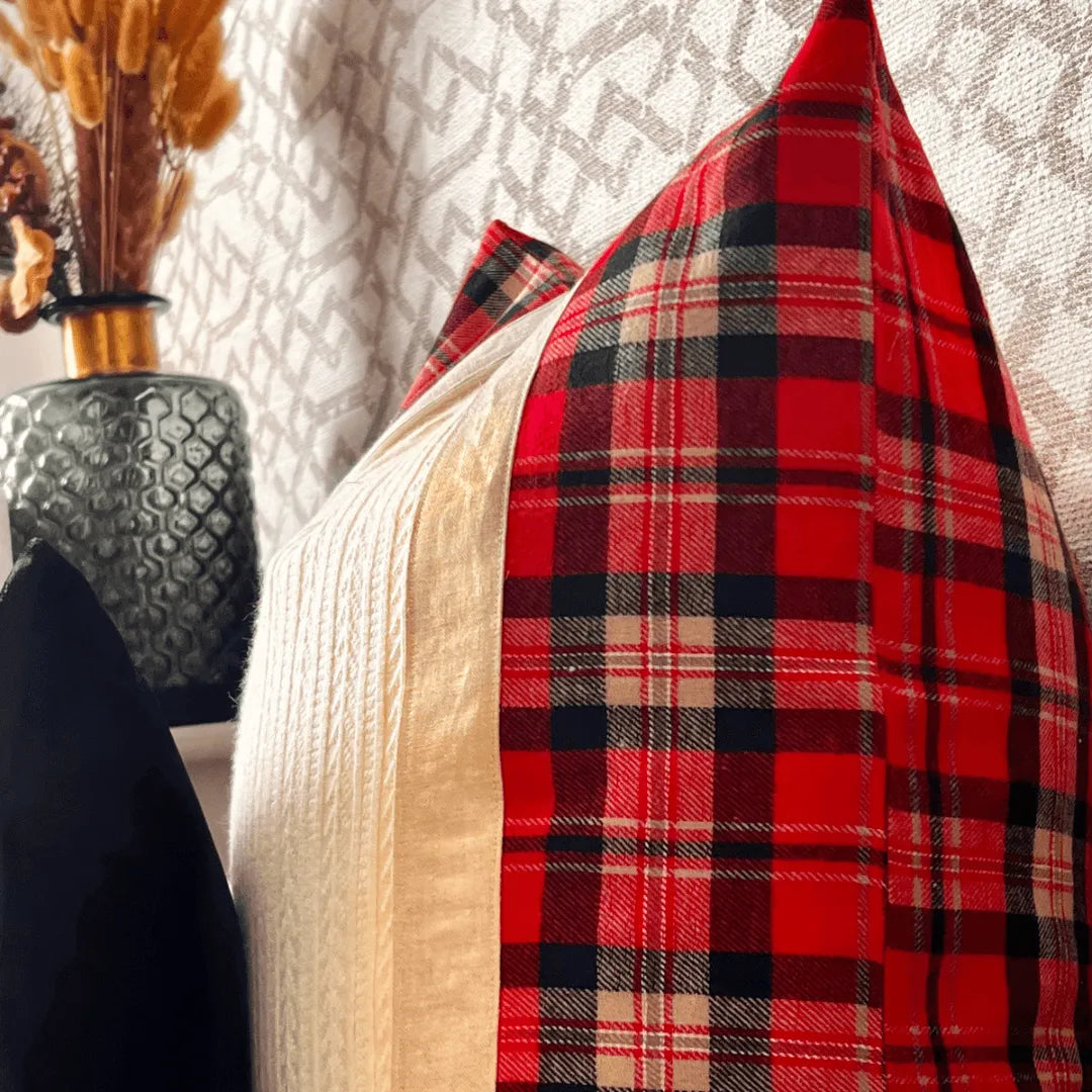 Tartan knit decorative pillow