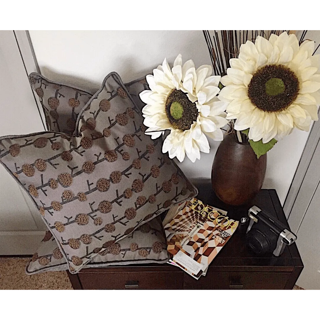 Rustic decorative pillow